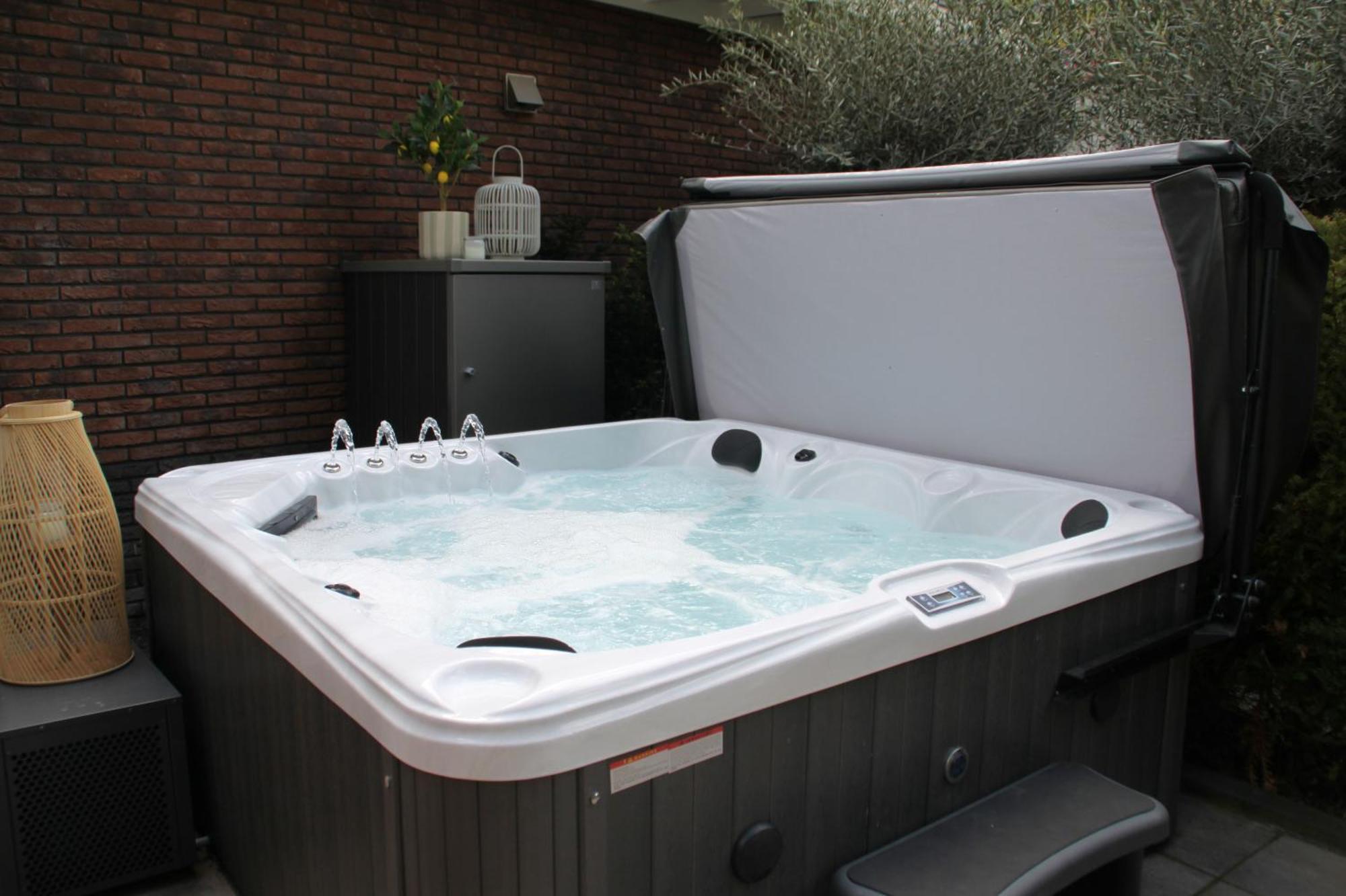 Huisje Wenum - Apeldoorn Met Jacuzzi Dış mekan fotoğraf